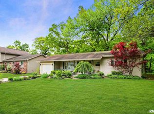 1336 W Woodside Dr, Dunlap, IL 61525