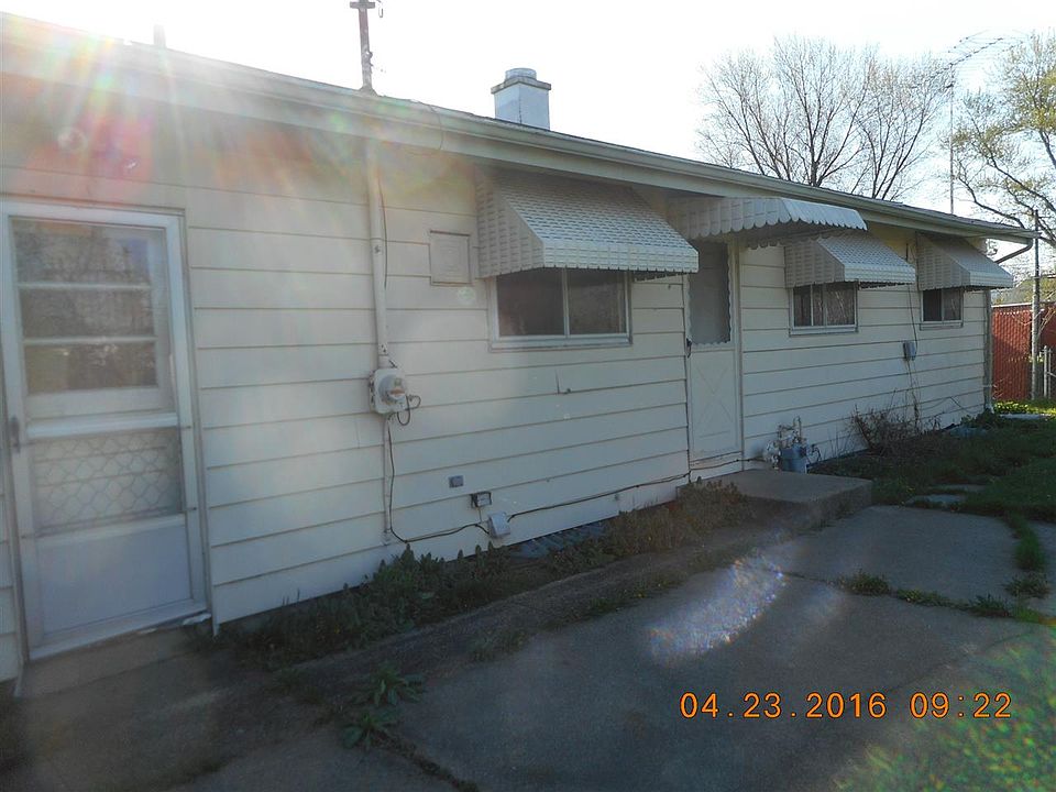 2nd image of 4450 Huron Cir