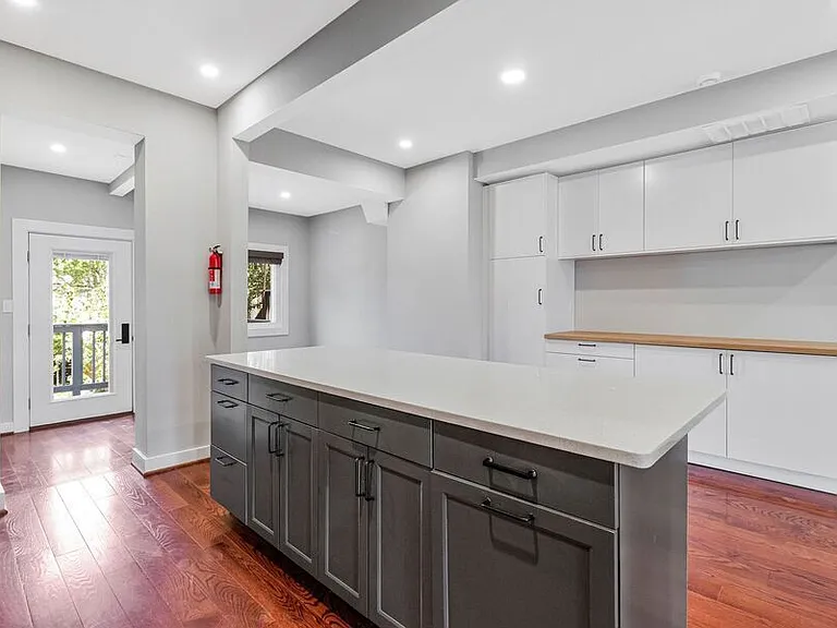 413 Buchanan St NW — Photo 17