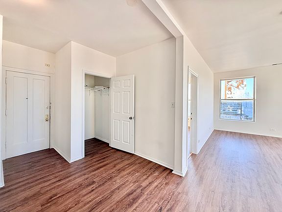 5th image of 6349 N Western Ave #308