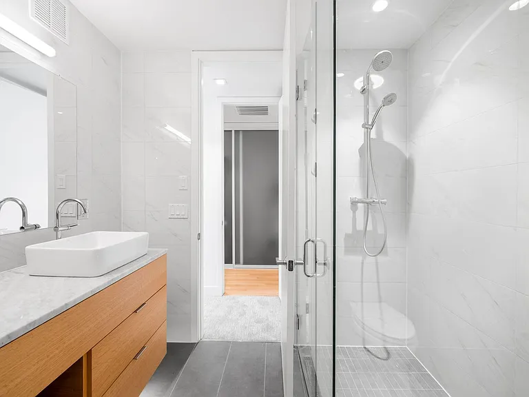 1125 W 37th Ave — Photo 14