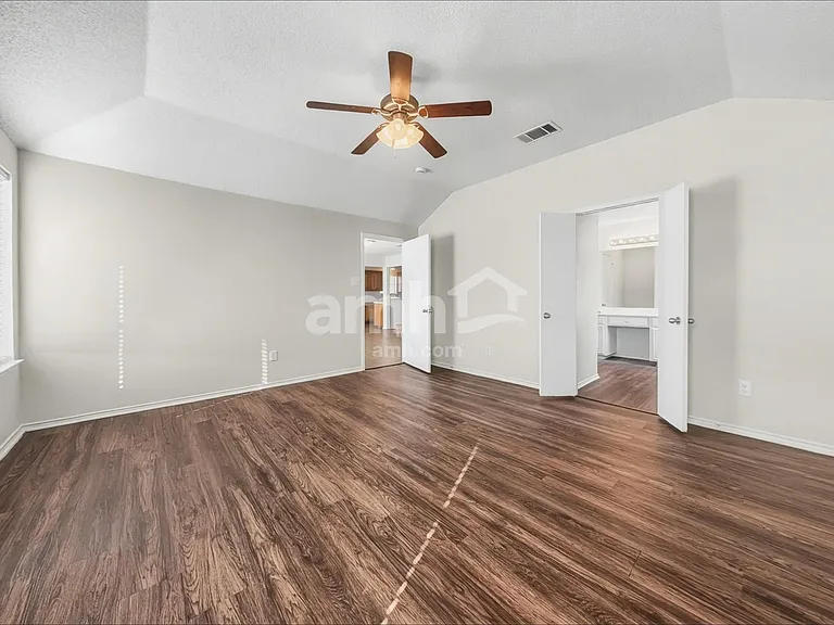 12229 Rolling Ridge Dr — Photo 11
