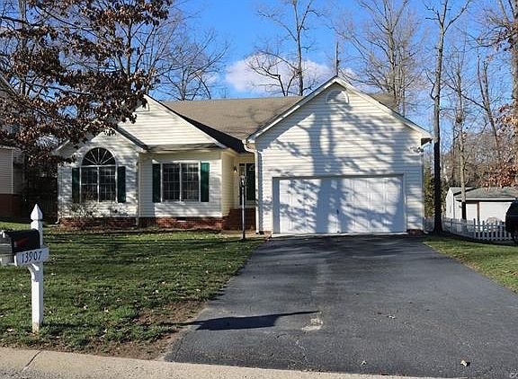 3rd image of 13907 Kentwood Forest Dr