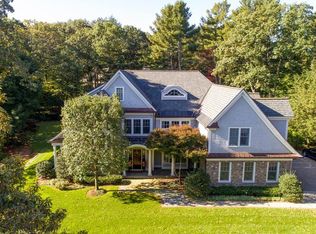 82 Edmunds Rd, Wellesley, MA 02481