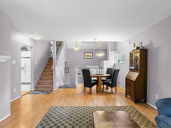 5th image of 16318 82nd Ave #12