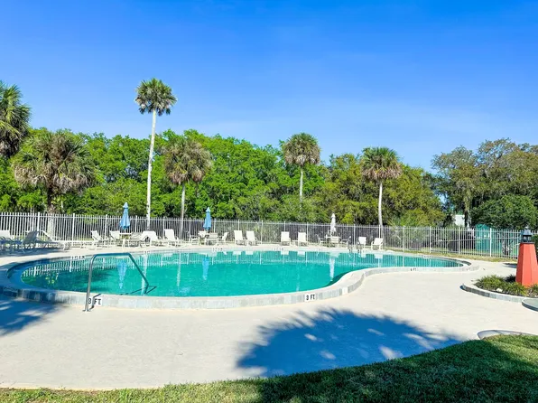 (undisclosed Address), Oak Hill, FL 32759