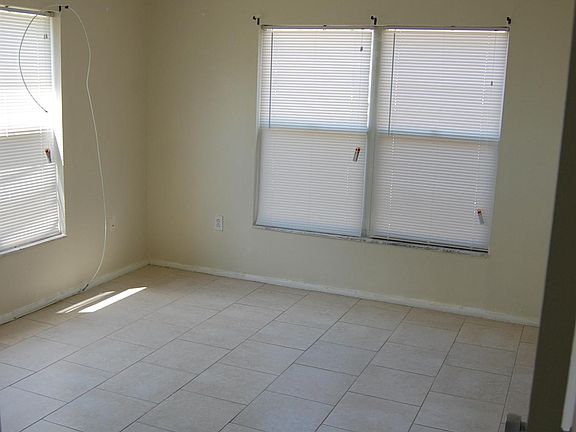 4th image of 14120 Palm St APT 104
