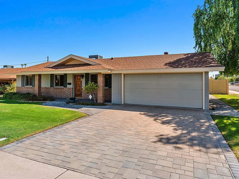 3117 S Jentilly Ln — Photo 23