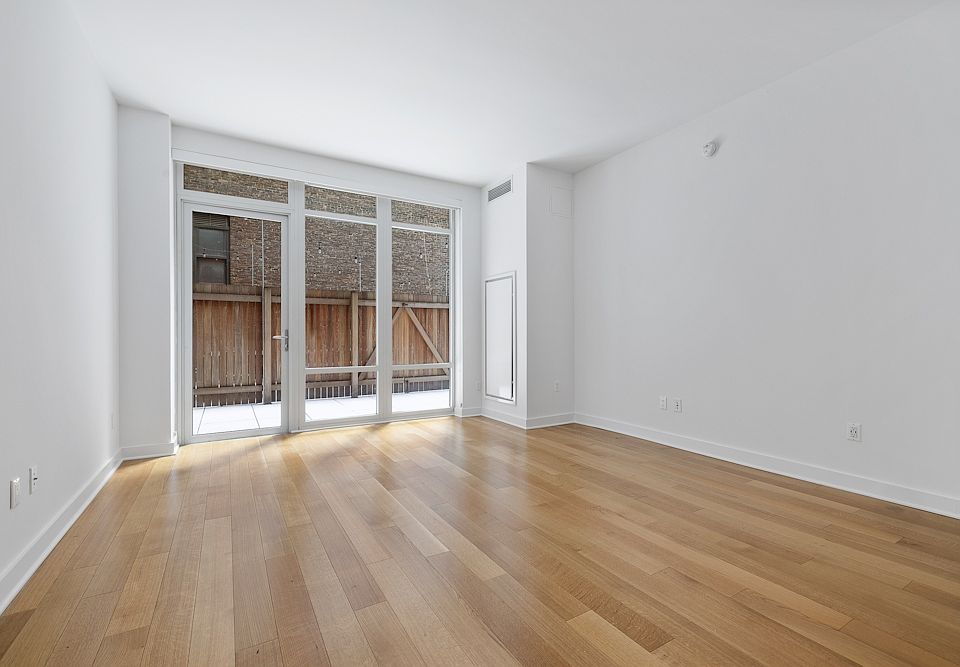1st image of 1050 6th Ave #2A