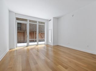1050 6th Ave #2A, New York, NY 10018