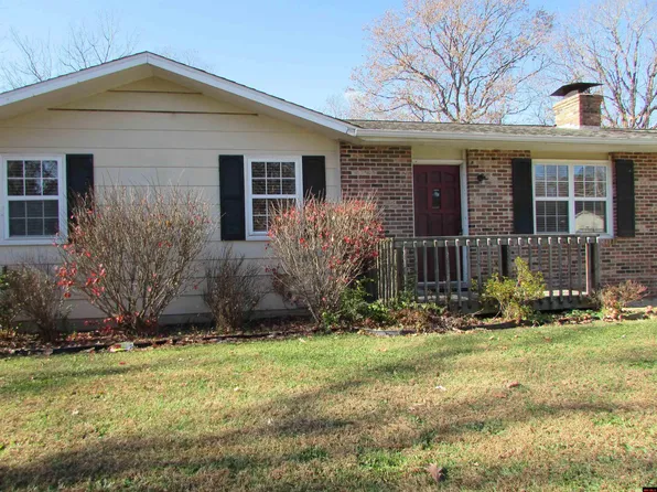 2605 Paula Dr, West Plains, MO 65775