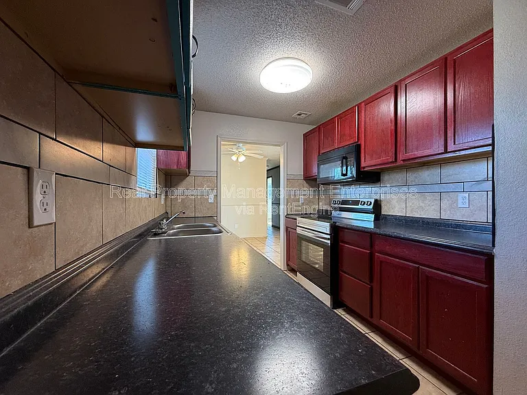 5305 S Drexel Ave — Photo 5