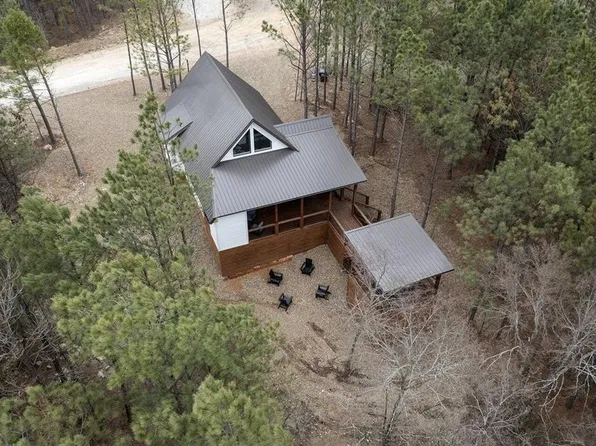 235 Bear Hickory Trl, Broken Bow, OK 74728