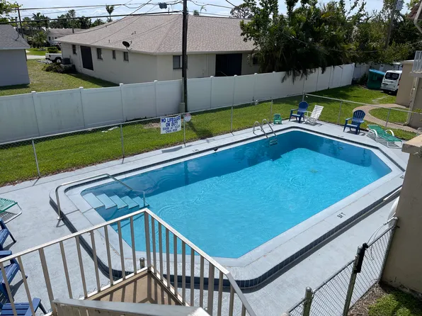 4923 Vincennes Ct APT 11, Cape Coral, FL 33904