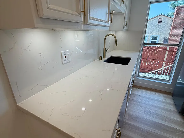 4434 Lowell Ave #1 — Photo 6