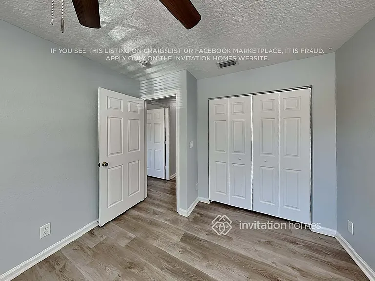 6340 NW 77th Ct — Photo 15