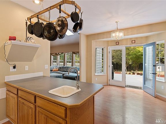 4th image of 13422 Crescent Valley Dr NW