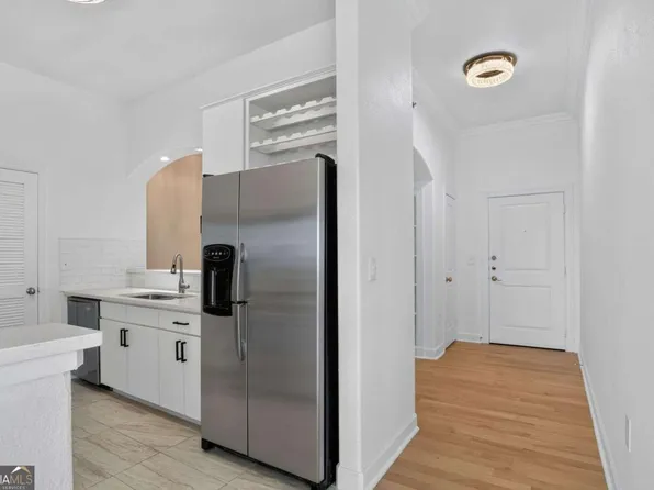 3445 Stratford Rd NE APT 2403, Atlanta, GA 30326