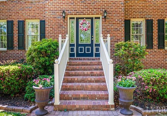 3rd image of 217 Millspring Dr