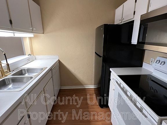 4th image of 4000 SW 23rd St APT 6104