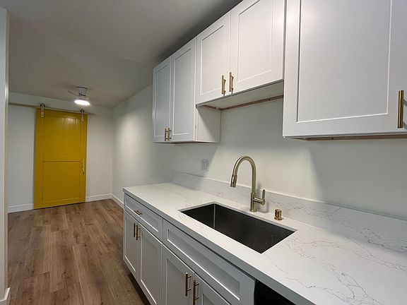 4th image of 29 Orange Ave APT B