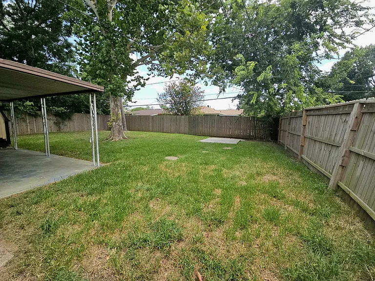 3814 Darling Ave — Photo 3