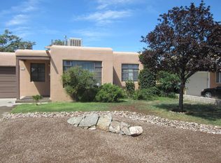 223 Madison St NE, Albuquerque, NM 87108