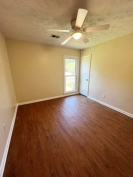 4518 Randall Dr — Photo 13