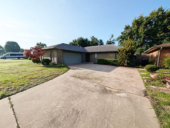 2nd image of 8324 NW 19th St