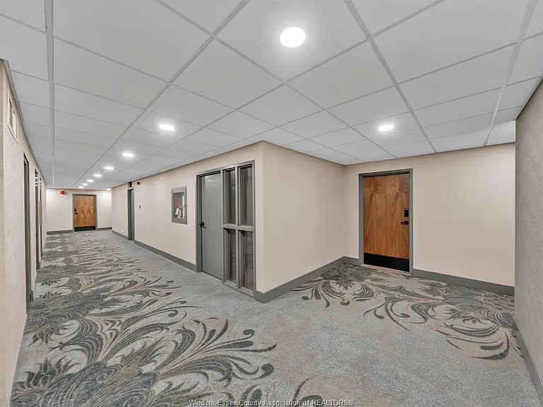 5125 Riverside Dr E #202 — Photo 3