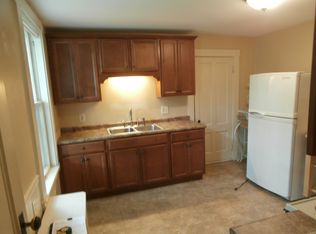 41 Hough St, Dover, NH 03820