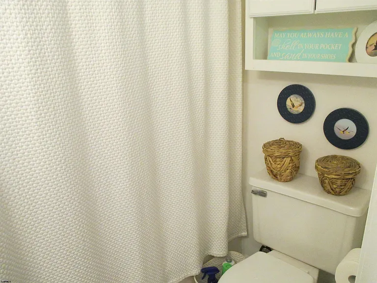 9201 Atlantic Ave #7 — Photo 9