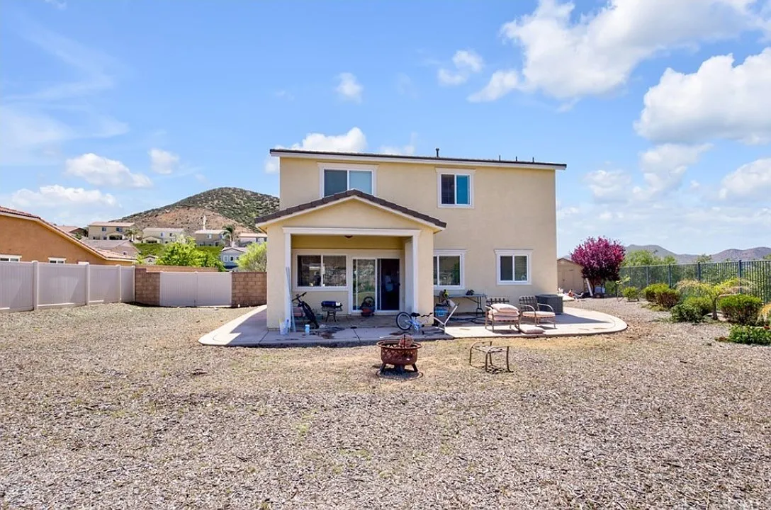 Building Photo - 35166 Sorrel Ln