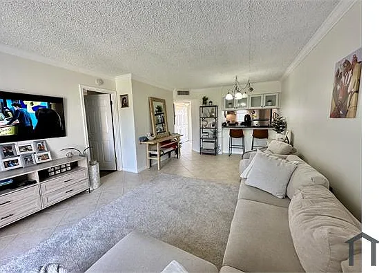 10126 Twin Lakes Dr — Photo 7