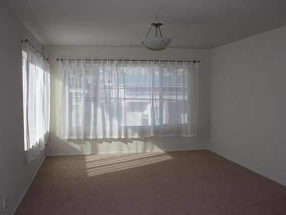 5th image of 1400 Castro St APT 8