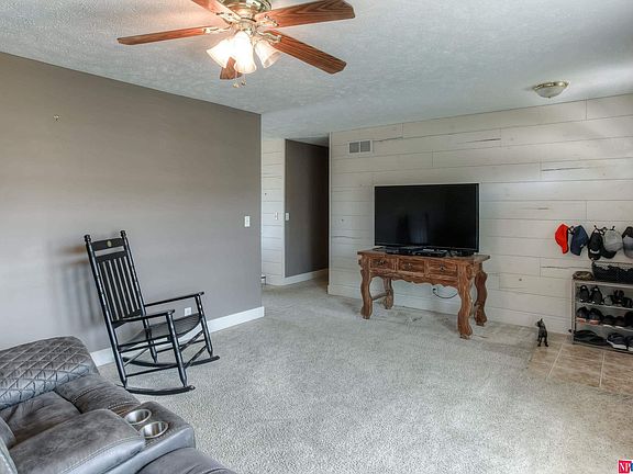 5th image of 4420 W Leighton Ave