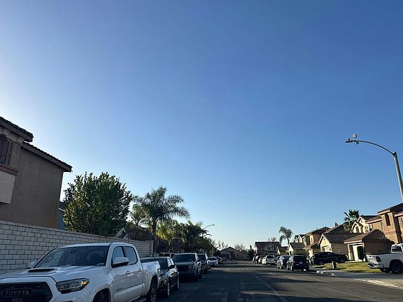 4th image of 3296 Oakleaf Ln