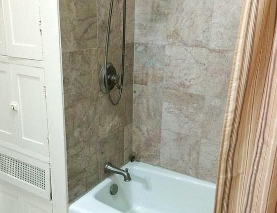4th image of 2121 Adams St