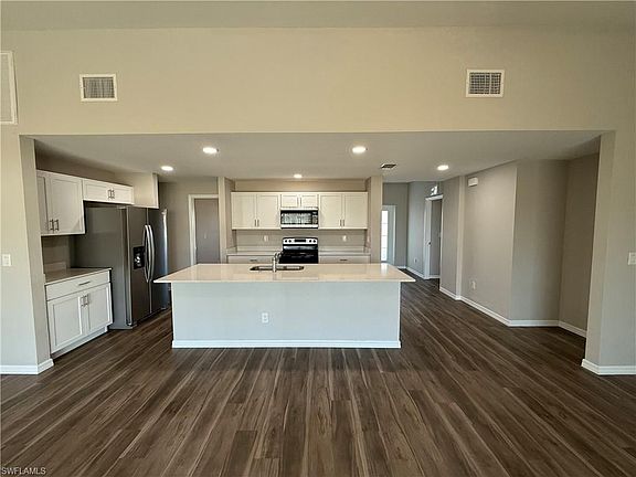 2nd image of 1723 NW 19th St