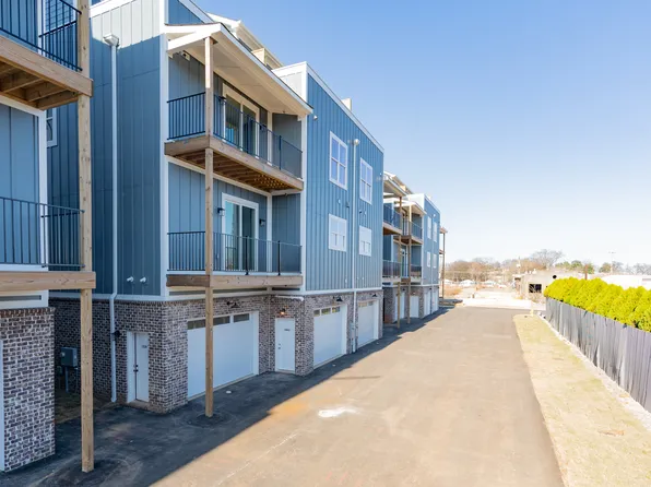 1043 Montague Pl #21, Chattanooga, TN 37408