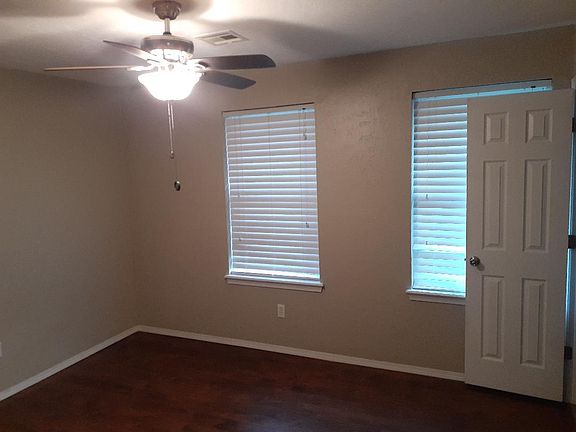 3rd image of 1009 Larkspur Rd #1009