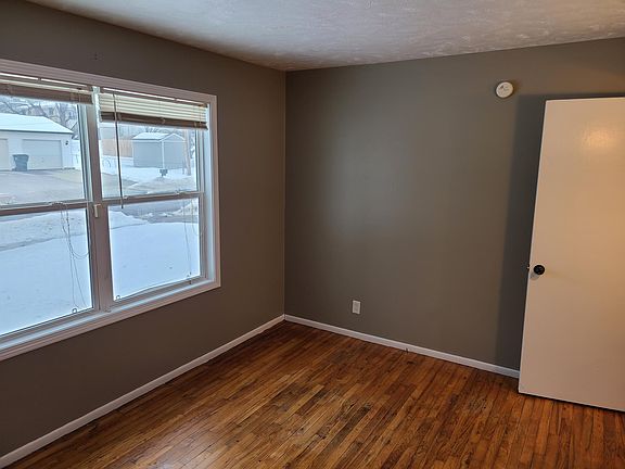 2nd image of 7319 S 75th Ave