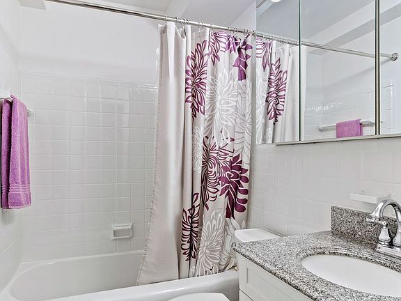 3rd image of 315 E 70th St APT 5C