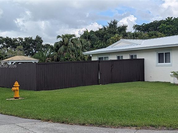 5th image of 10442 SW 114th St