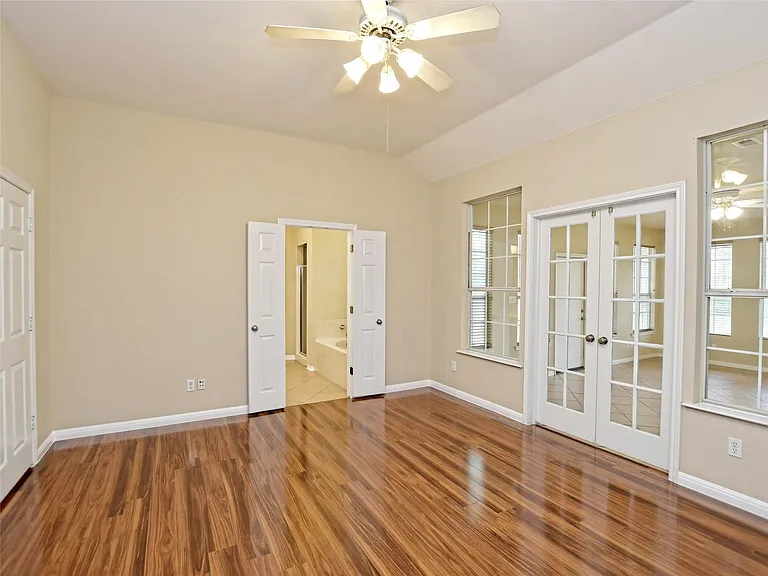 13220 Villa Park Dr — Photo 23