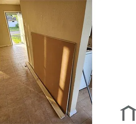 609 Honeysuckle Dr — Photo 3