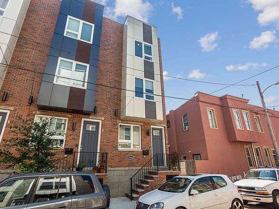 2nd image of 1545 Dorrance St