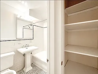 Rented by Manhattan Realty Group