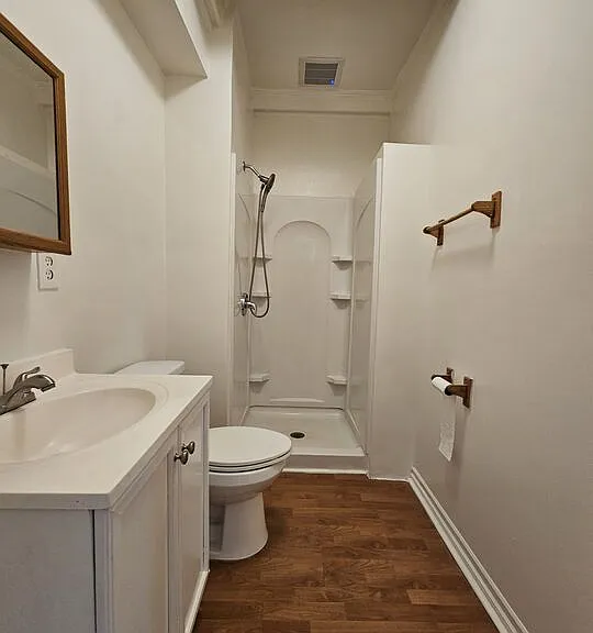 1822 S Oxford Ave — Photo 11