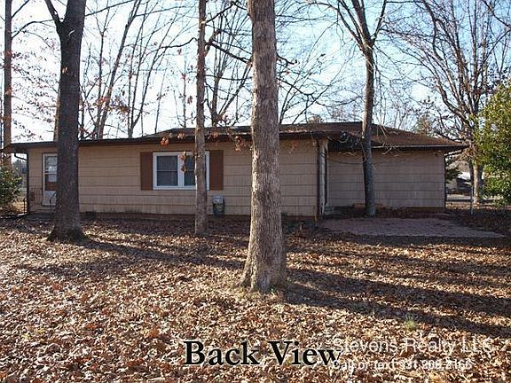 5th image of 929 Deerfield Dr